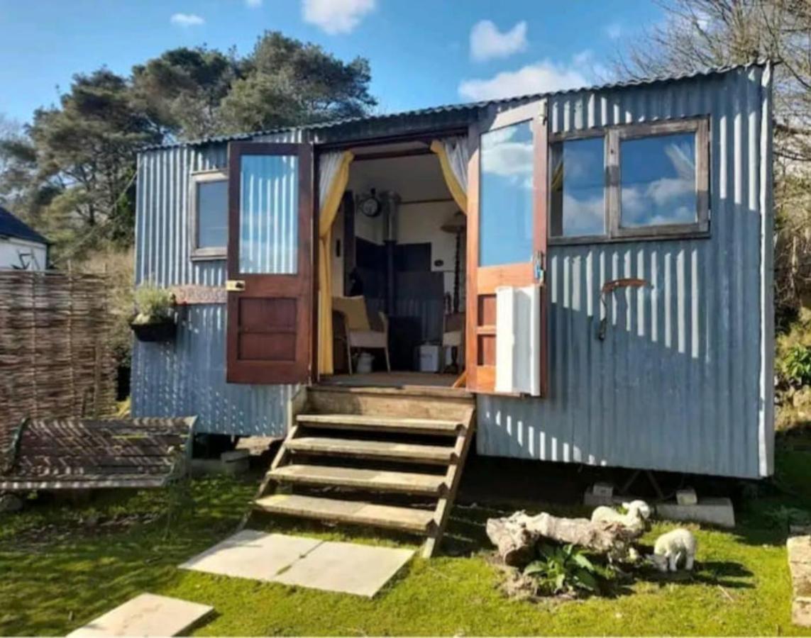 Treguth Glamping Unique Experience - Themed Huts Saint Day Exterior foto