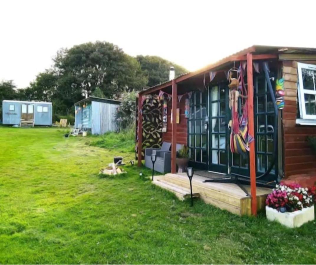 Treguth Glamping Unique Experience - Themed Huts Saint Day Exterior foto