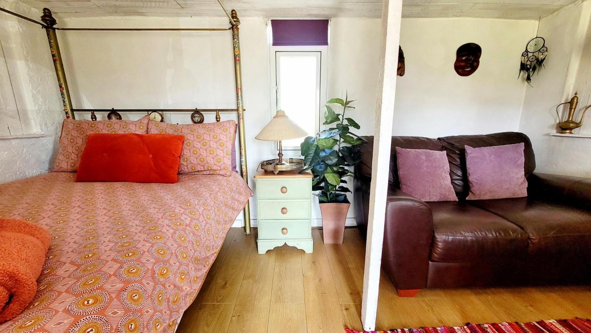 Treguth Glamping Unique Experience - Themed Huts Saint Day Exterior foto