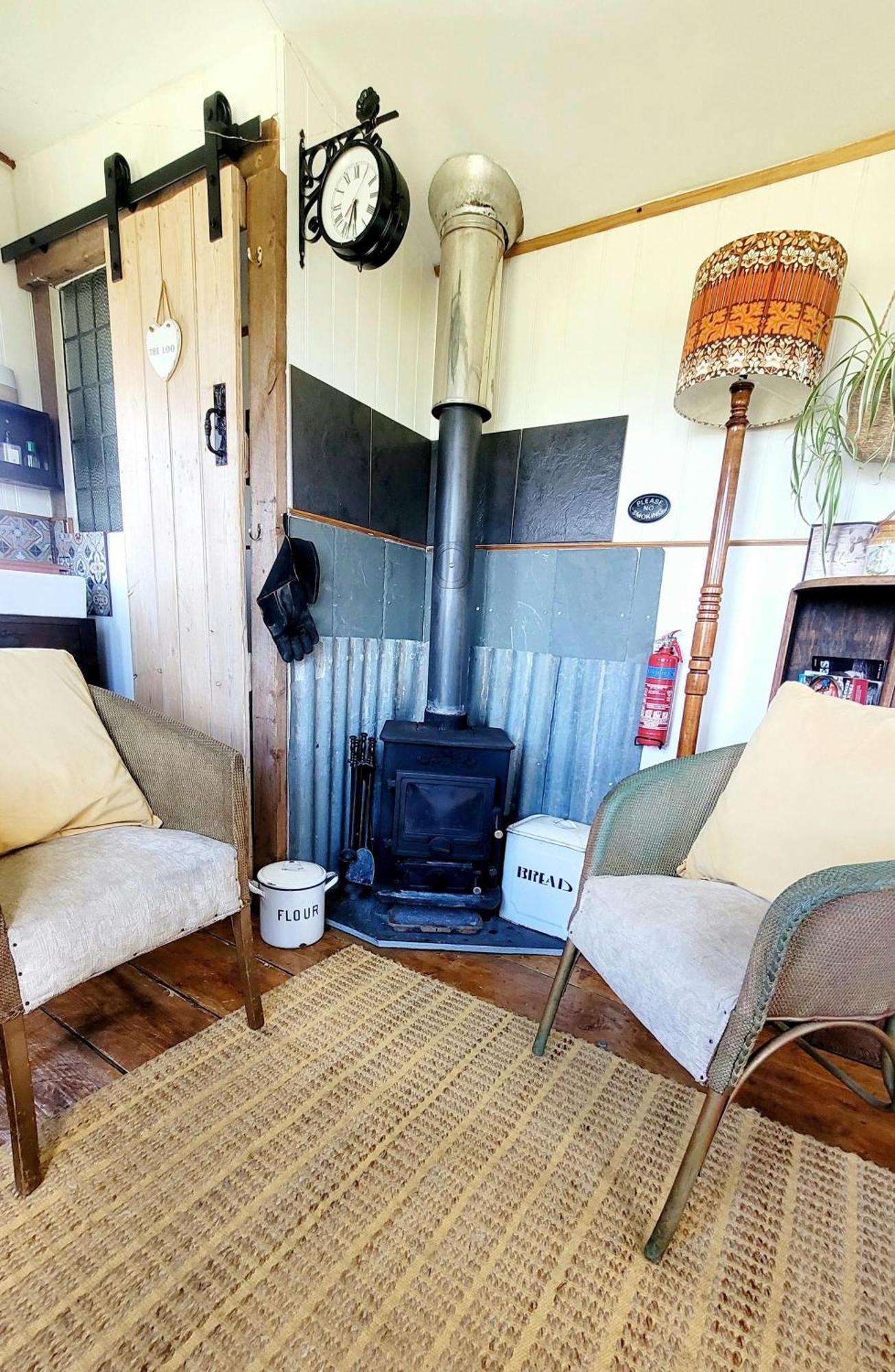 Treguth Glamping Unique Experience - Themed Huts Saint Day Exterior foto