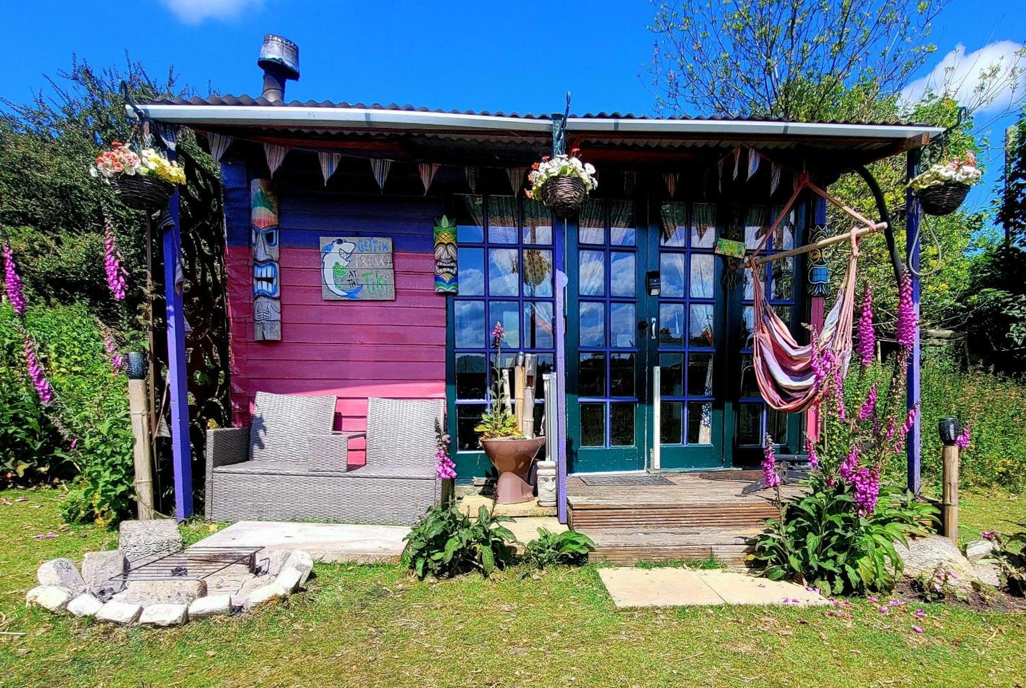 Treguth Glamping Unique Experience - Themed Huts Saint Day Exterior foto